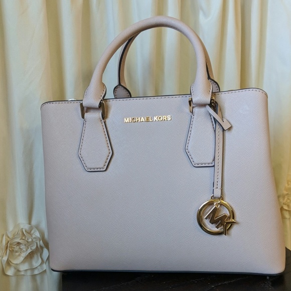 Michael Kors Handbags - NWT Michael Kors Camille MD Leather Satchel Ballet